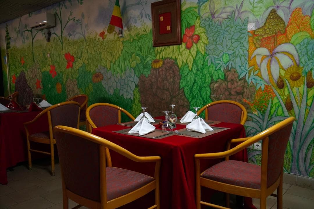 Terrasse extérieure du restaurant