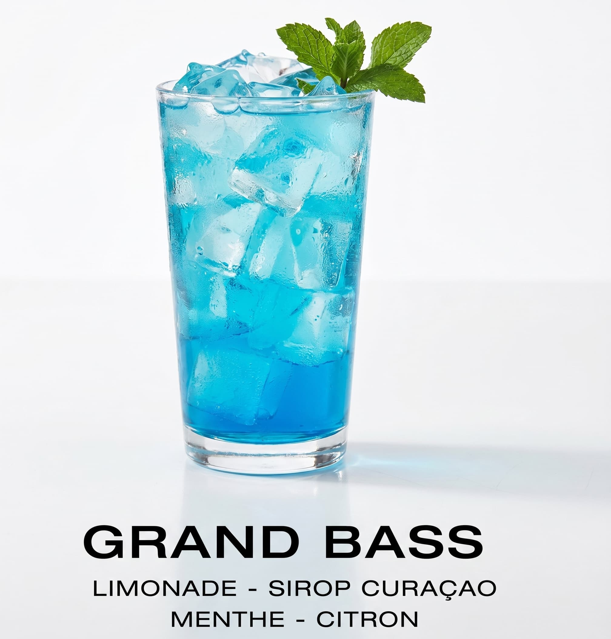 Grand-Bassam — mocktails du restaurant Le Trophée