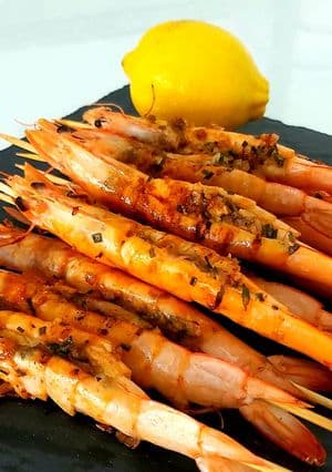 Brochettes de gambas